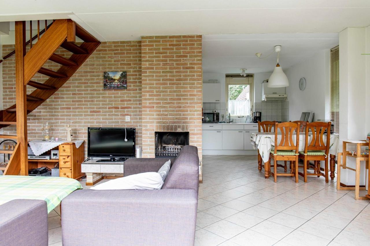 Bungalow 40 Op Recreatiepark De Wielen Sint Maarten Zewnętrze zdjęcie